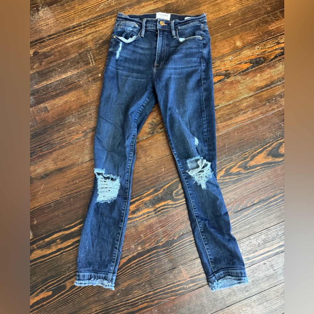 FRAME - skinny jeans. Size 27. Le high skinny jeans denim